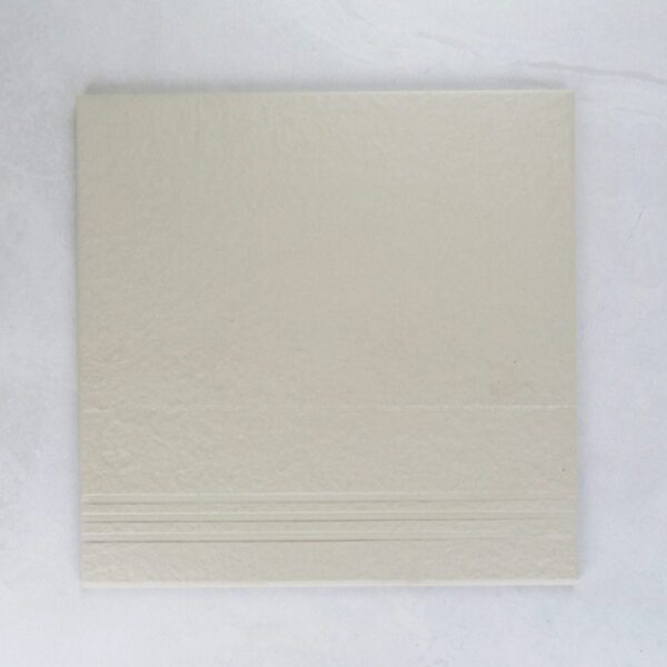 SHADED BUSH HAMMER WHITE TREAD