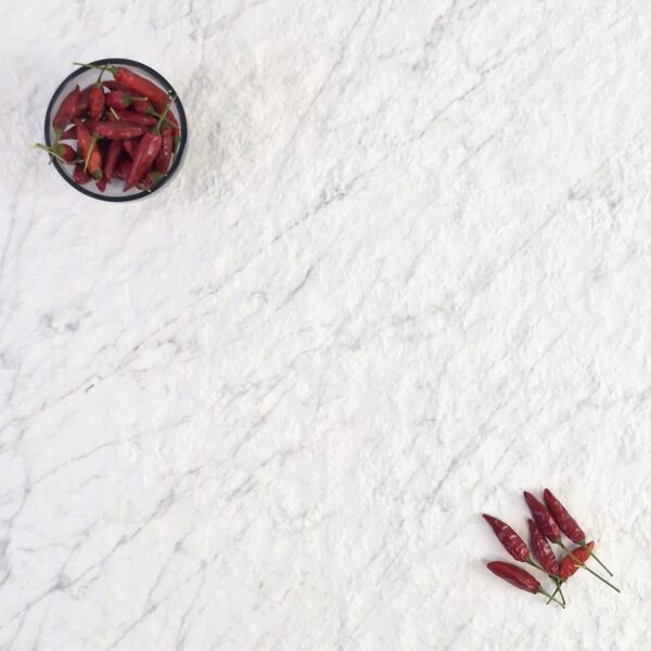 CARRARA ICON CARVEN DECOR