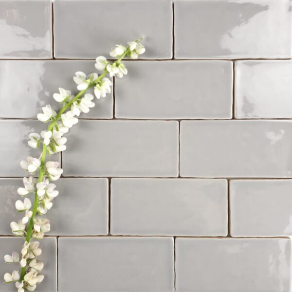 GREY GLOSS SHORT SUBWAY