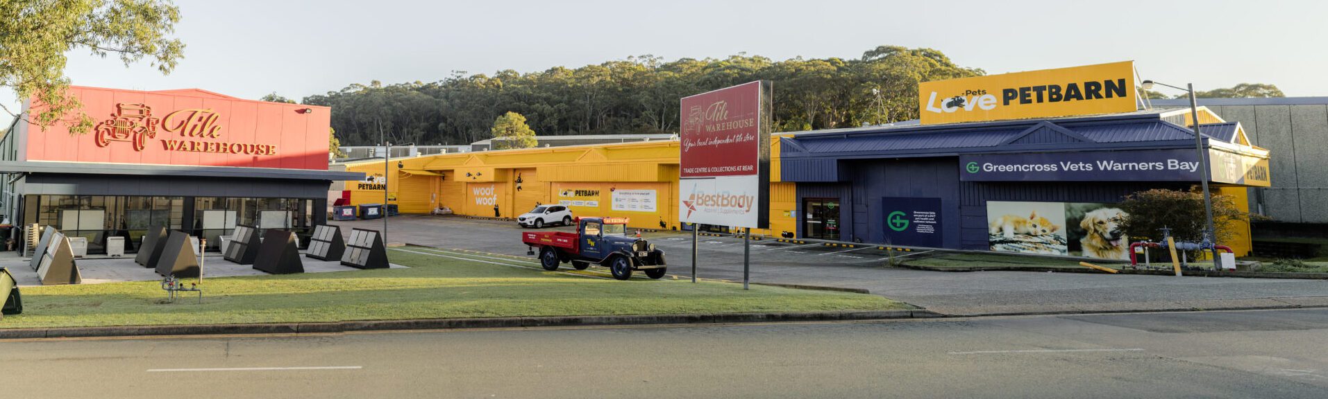 Tile Warehouse-8 Tile Warehouse Warners Bay Showroom
