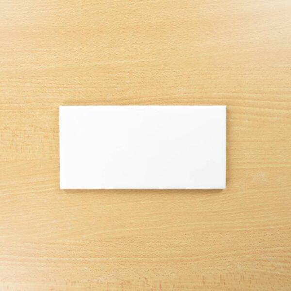 GLOSS WHITE SUBWAY WALL