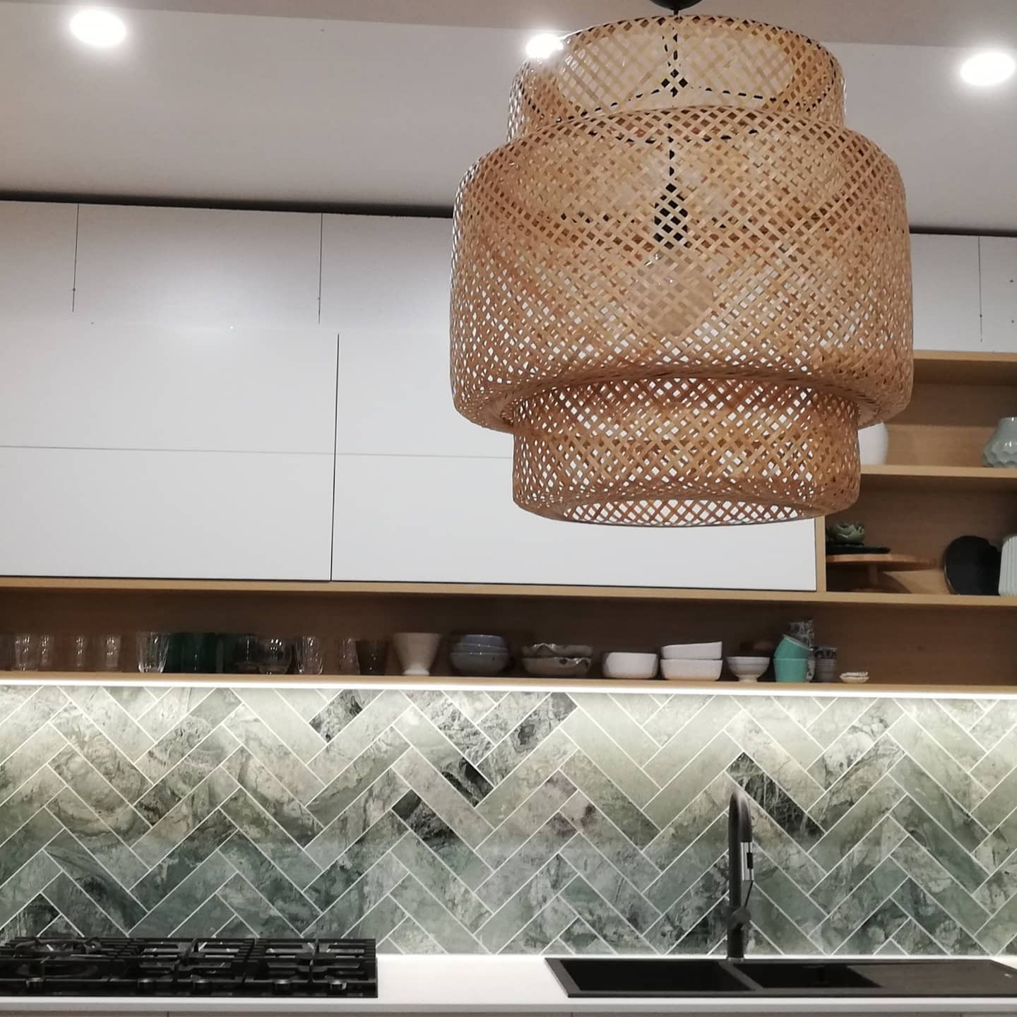 123101755_3451189114962958_6486246173416615505_n kitchen tiles