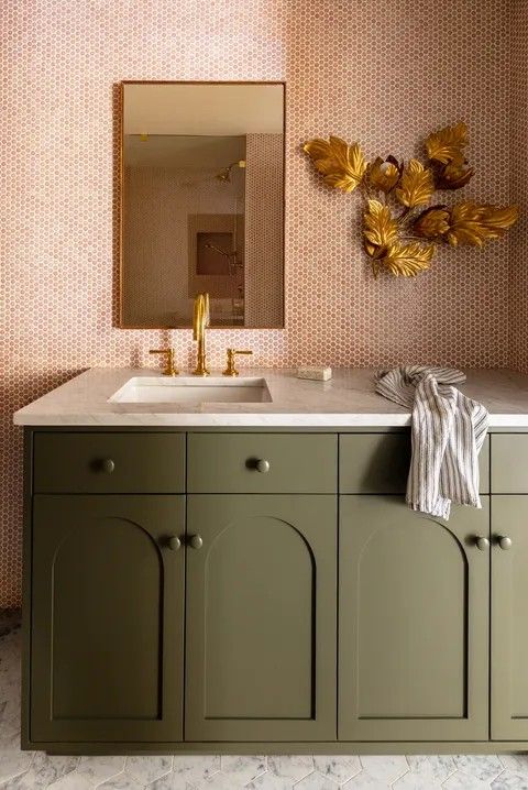 Rosso Crema Tubmled Penny Round Tile In Bathroom